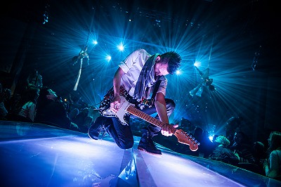 Concert guitar shot